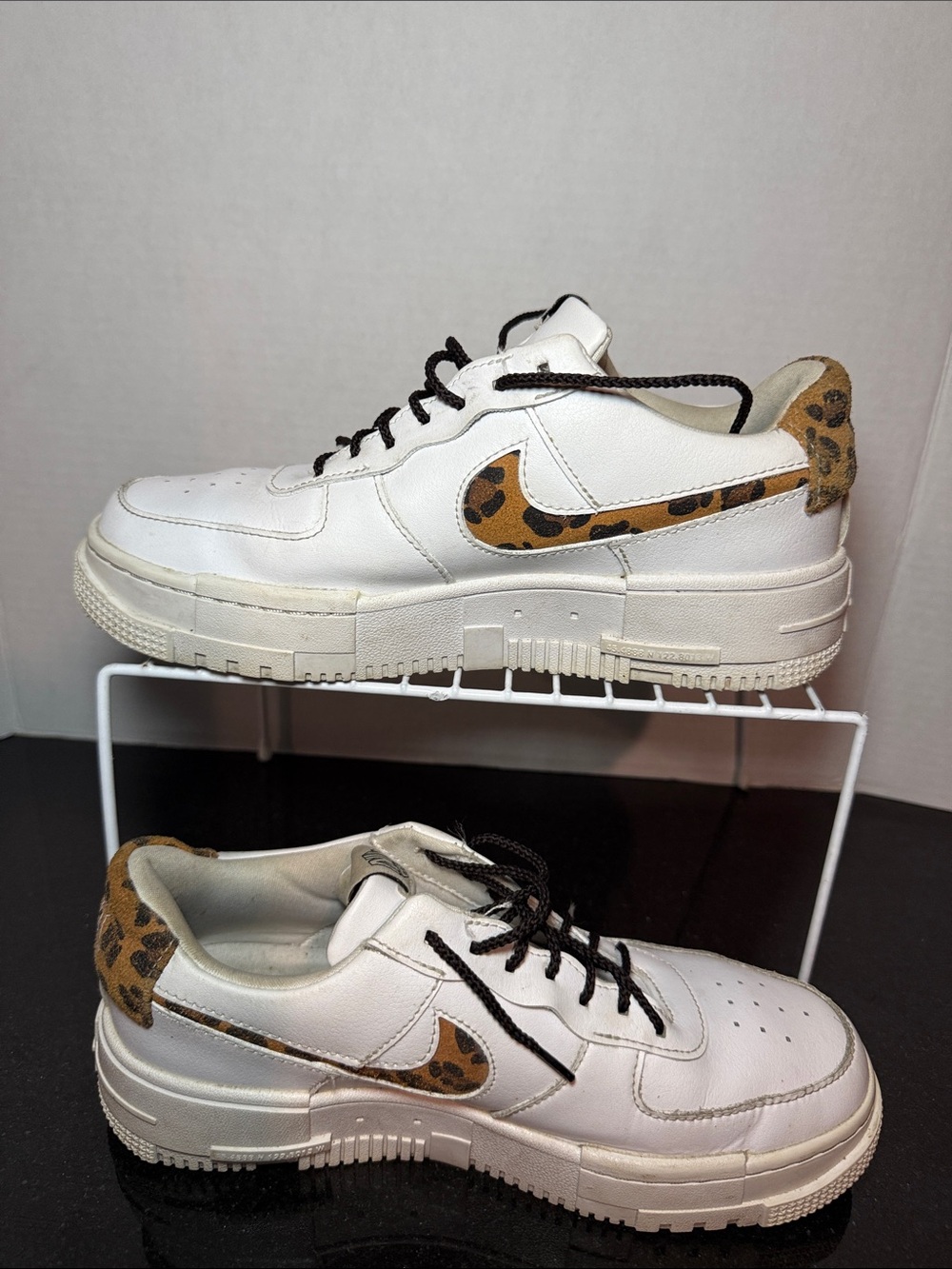 NIKE Air Force 1 Low Pixel SE White Leopard Women's Sneakers 7.5 - Picture 13 of 16